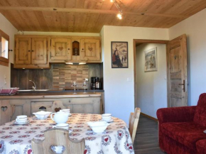 Appartement 3 pièces proche pistes avec balcon et ski-room - FR-1-180-153